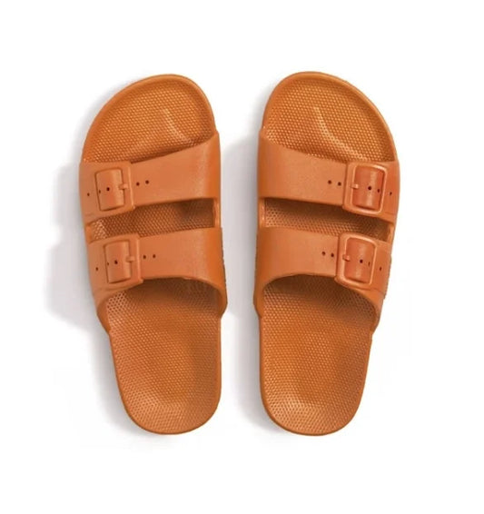 Chai Slipper (Basic) Freedom Moses