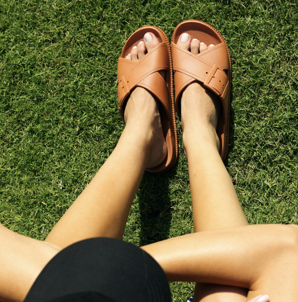 X Toffee Slipper Freedom Moses