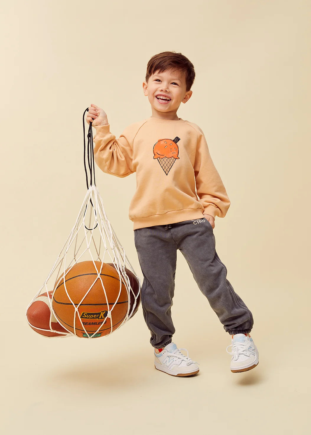 Raglan Sweatshirt Ice Cream Sand Sproet & Sprout