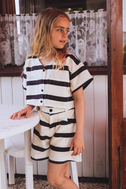 Loose Fit Shorts Stripes Black CarlijnQ